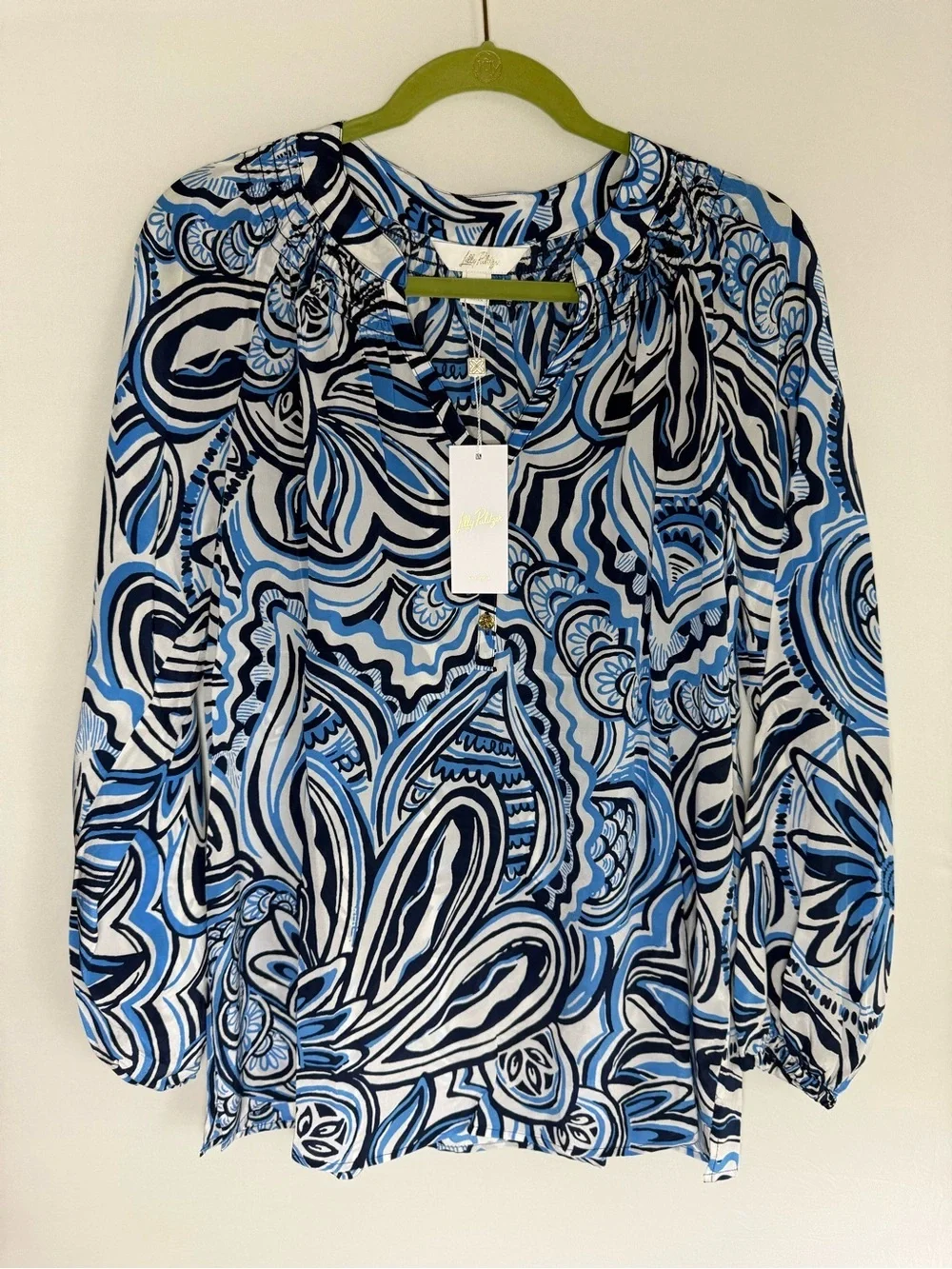 Lilly Pulitzer 100% Silk Elsa blouse • NWT • Women’s medium